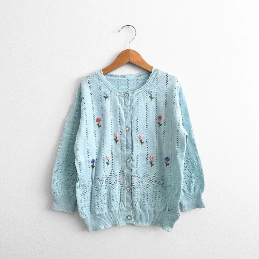 NWT Pretty Girls Long Sleeve Knitted Sweater Boutique Flower Embroidery Blue 5T - Picture 1 of 4